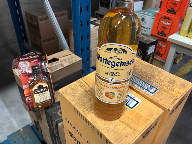 Partij cognac en jenever - afbeelding 3 van  4