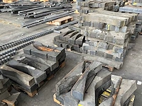 Partij coil support blokken - afbeelding 2 van  5
