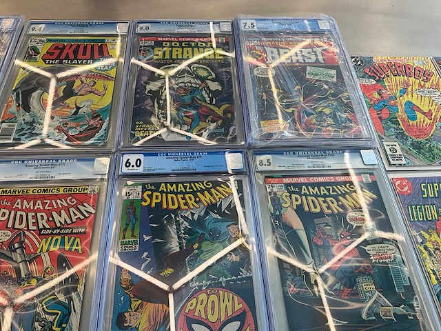 Partij comics - afbeelding 1 van  3