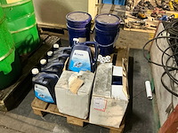 Partij compair fluidforce olie - afbeelding 1 van  2