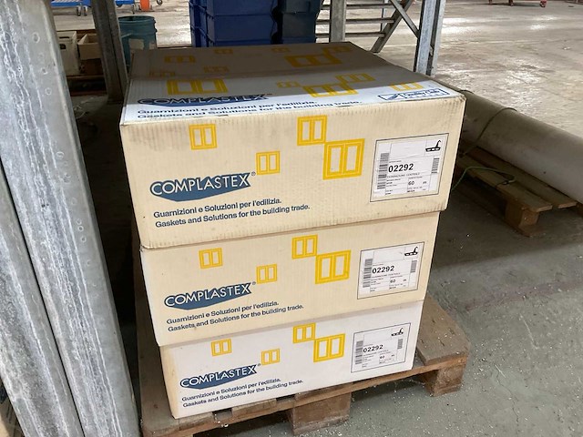 Partij complastex beglazingsrubber - afbeelding 3 van  3