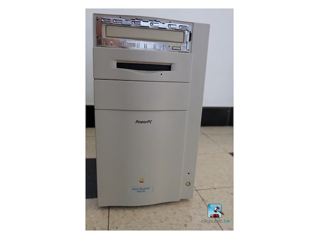 Partij computerapparatuur - afbeelding 28 van  33