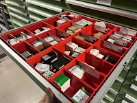 Partij contactoren en schakelcomponenten - afbeelding 32 van  102