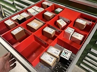 Partij contactoren en schakelcomponenten - afbeelding 53 van  102