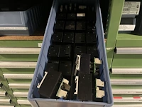 Partij contactoren en schakelcomponenten - afbeelding 98 van  102
