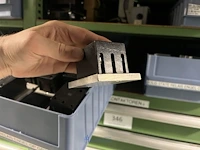 Partij contactoren en schakelcomponenten - afbeelding 100 van  102
