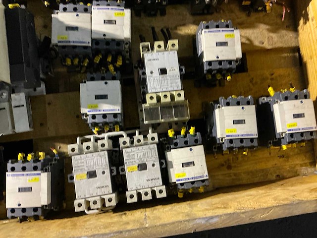 Partij contactors - afbeelding 4 van  7