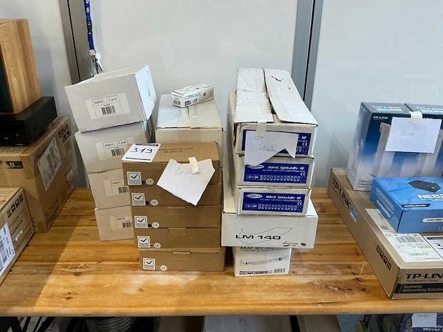 Partij controllers - afbeelding 1 van  4