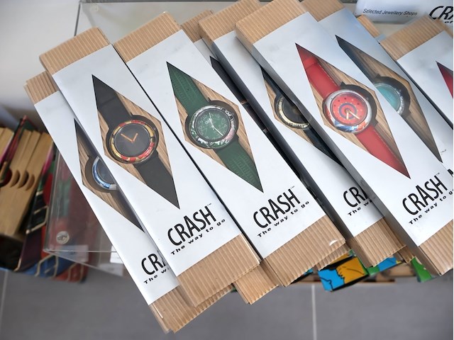 Partij crash horloge (x12) - afbeelding 3 van  6