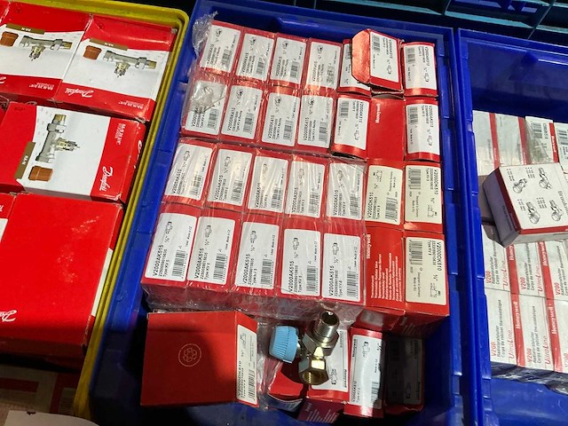 Partij cv-installatie materiaal - afbeelding 3 van  14