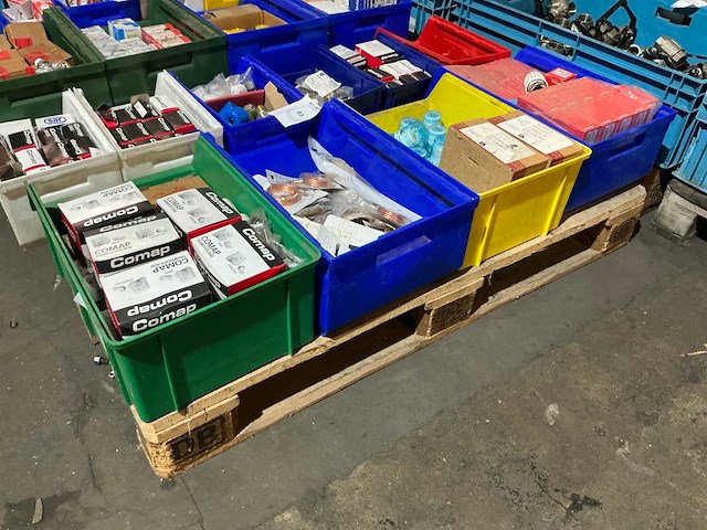 Partij cv-installatie materiaal - afbeelding 9 van  15