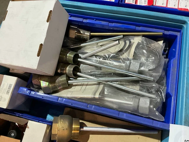 Partij cv-installatie materiaal - afbeelding 10 van  16