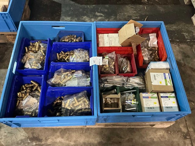 Partij cv-installatiemateriaal - afbeelding 4 van  11