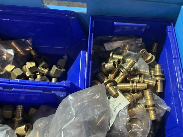 Partij cv-installatiemateriaal - afbeelding 4 van  12