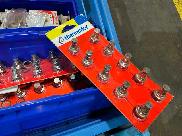 Partij cv-installatiemateriaal - afbeelding 13 van  14