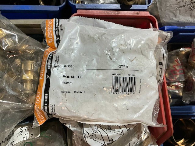 Partij cv-installatiemateriaal - afbeelding 14 van  14