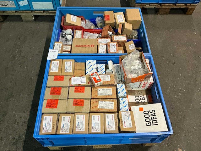 Partij cv-installatiemateriaal - afbeelding 13 van  22