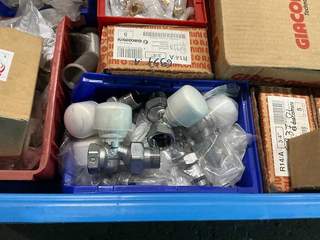 Partij cv-installatiemateriaal - afbeelding 20 van  22