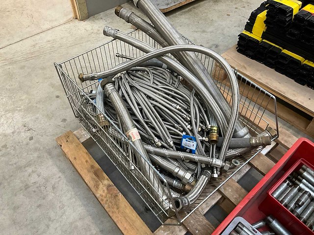 Partij cv-installatiemateriaal - afbeelding 2 van  7