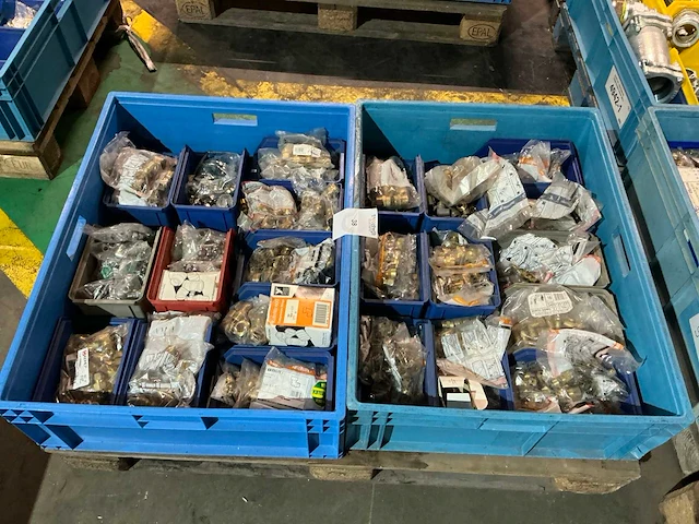 Partij cv-installatiemateriaal - afbeelding 4 van  11