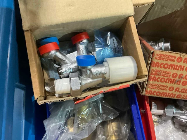 Partij cv-installatiemateriaal - afbeelding 3 van  22