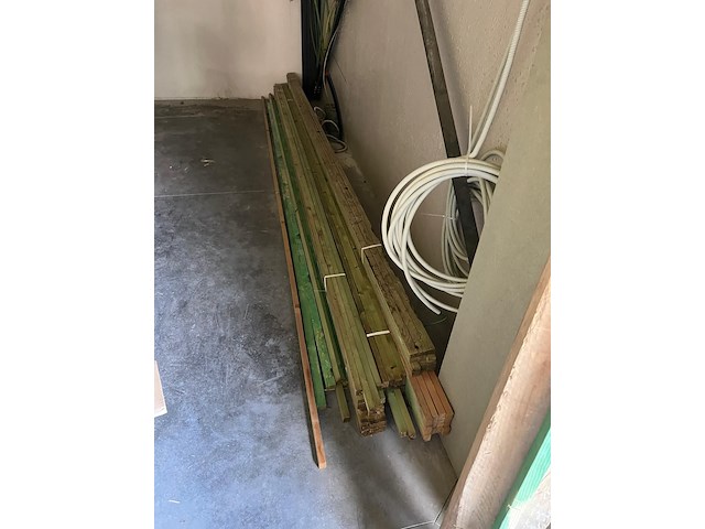 Partij daklatten - afbeelding 1 van  1