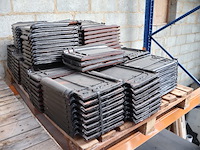 Partij dakpannen - afbeelding 1 van  4