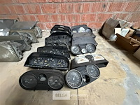 Partij dashborden mercedes (± 15x) - afbeelding 1 van  8
