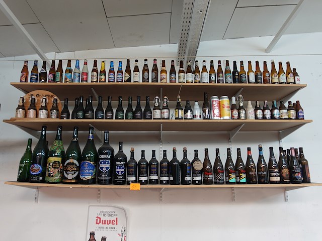 Partij decoratie flessen leeggoed - afbeelding 1 van  4