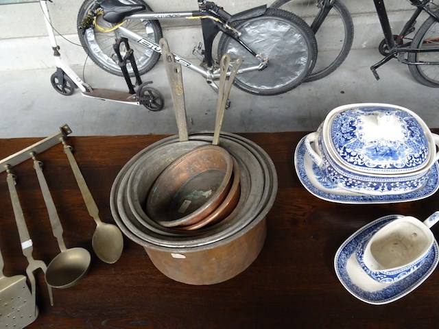 Partij decoratie + servies castillo - afbeelding 3 van  8