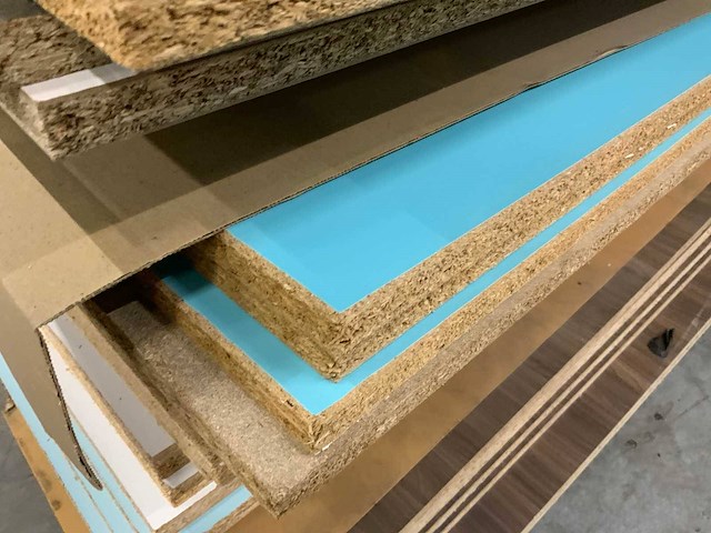 Partij decoratie spaanplaten 17m³ - afbeelding 1 van  1