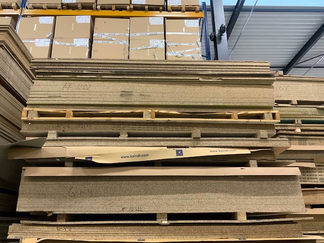 Partij decoratie spaanplaten 20m³ - afbeelding 1 van  1