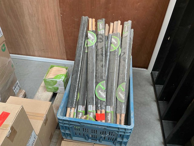 Partij decoratiemateriaal - afbeelding 2 van  7