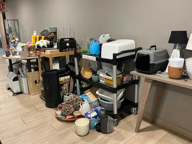 Partij decoratiemateriaal - afbeelding 1 van  13