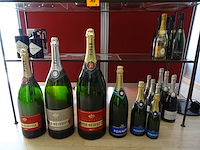 Partij decoratieve gesloten flessen - afbeelding 3 van  9