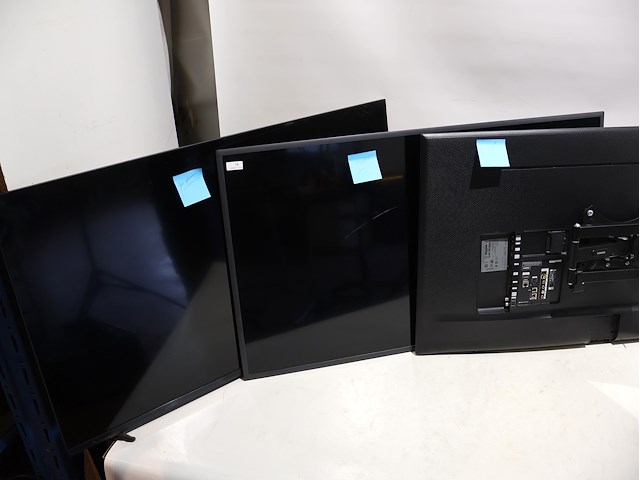 Partij defecte tv (x4) - afbeelding 1 van  5