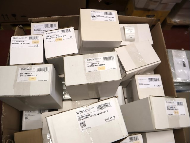 Partij delta light - afbeelding 8 van  10