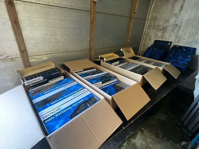 Partij deltach gereedschapsets - afbeelding 1 van  8