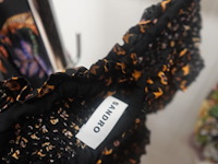 Partij designer kledij oa off white hemd - alice & olivia kleed - sandro - farm rio - afbeelding 13 van  13