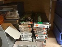 Partij deurbeslag en diversen - afbeelding 2 van  35