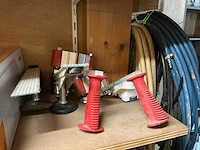 Partij deurbeslag en diversen - afbeelding 9 van  35