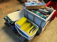 Partij deurklinken en -sloten
