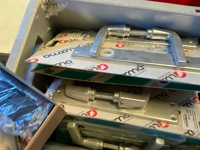 Partij deurklinken en -sloten - afbeelding 3 van  6