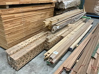 Partij deurlatten en plinten - afbeelding 1 van  7