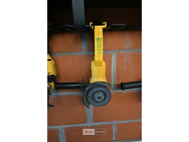 Partij dewalt accu machientjes - afbeelding 3 van  9