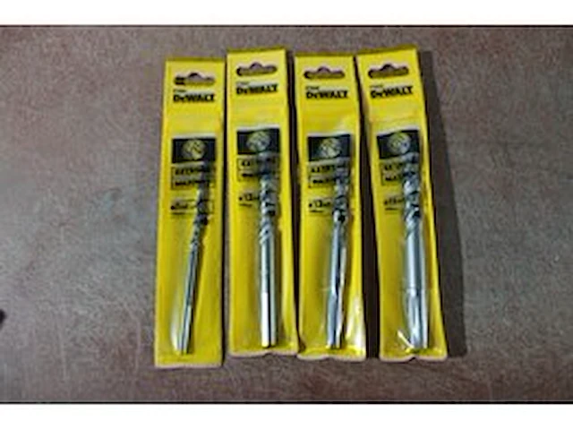 Partij dewalt betonboor extreme™ - afbeelding 1 van  2