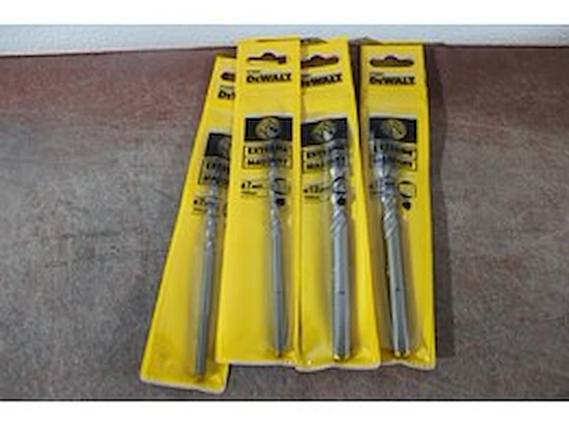 Partij dewalt betonboor extreme™ - afbeelding 1 van  2