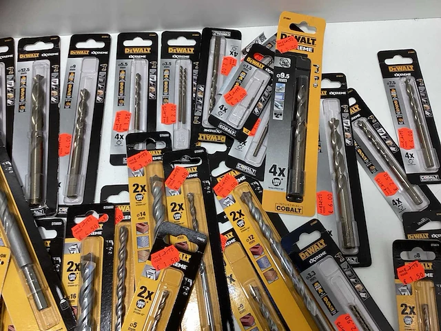 Partij dewalt boren - afbeelding 3 van  3