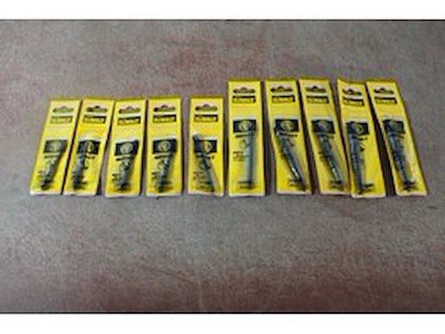Partij dewalt impact metaalboor - afbeelding 1 van  2