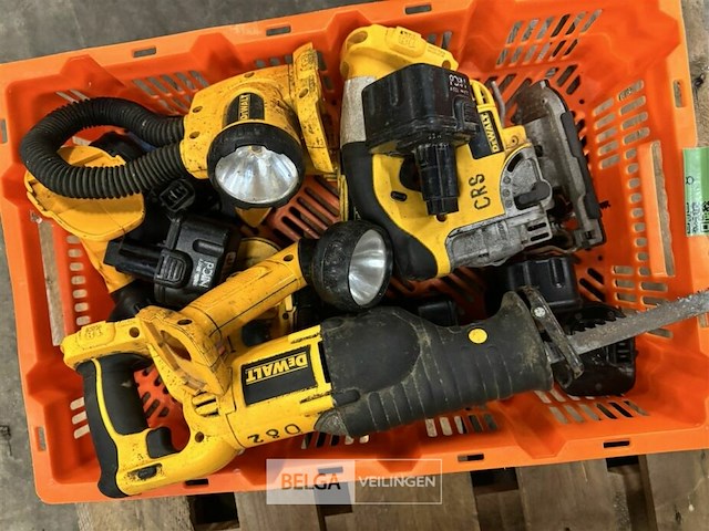 Partij dewalt machines - afbeelding 2 van  5